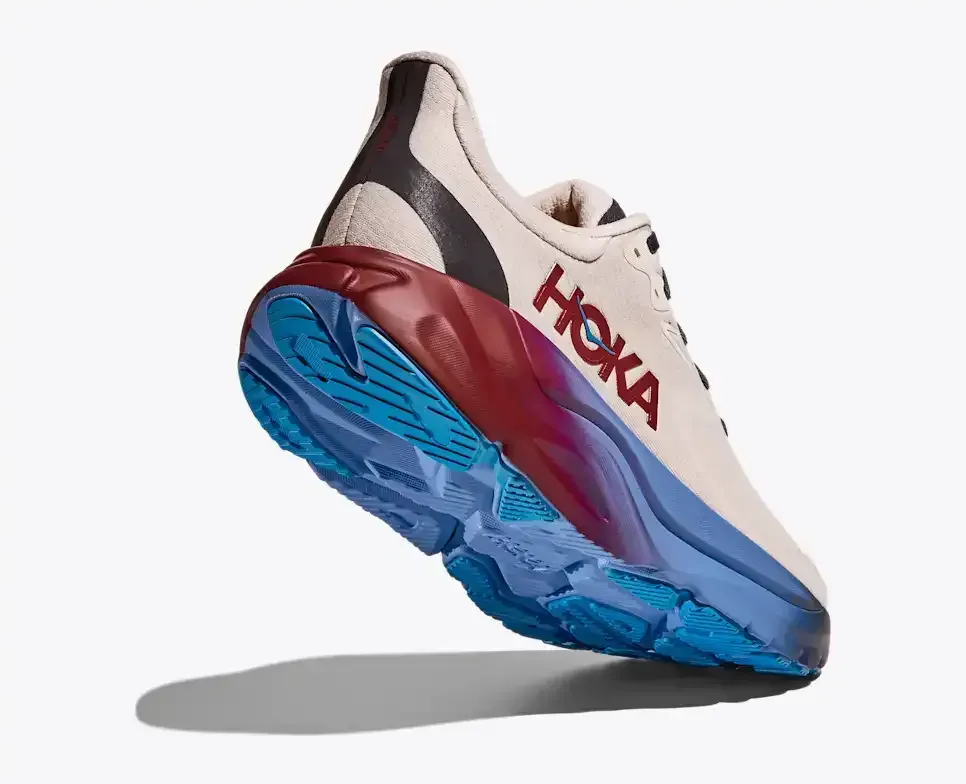 HOKA Arahi 8 Stucco Grout